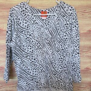 Hearts of Palm Women’s Animal Print Blouse – Size L